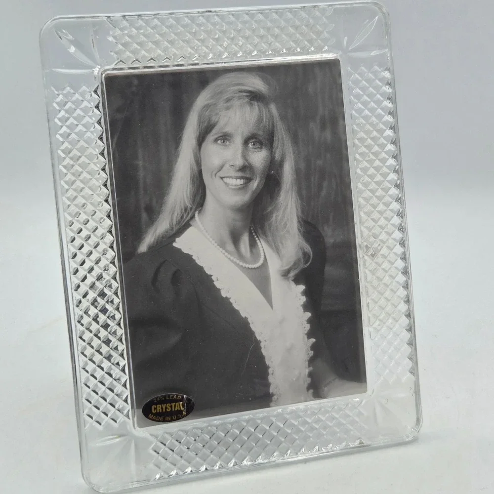 Vintage 5x7 Opening Heavy 24% Lead Crystal Picture Frame  Made in USA Retro‎